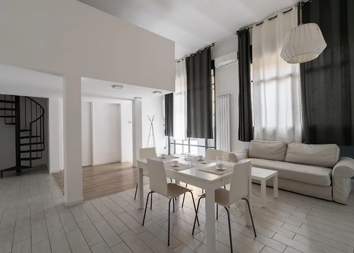 Spazioso Loft In Col Di Lana Milano