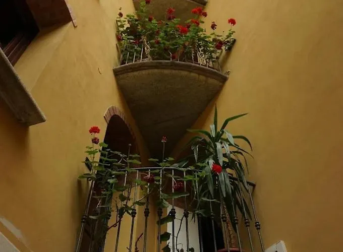 Apartment Trilocale Sofia Milan