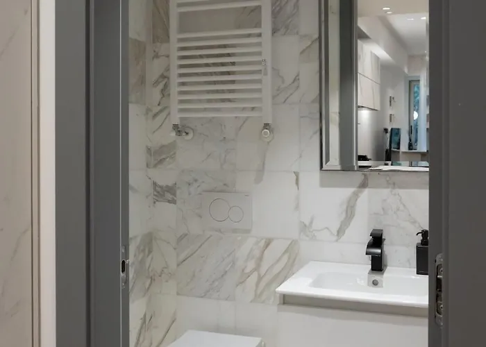 Raffinato Trilocale Tra Brera E Il Duomo