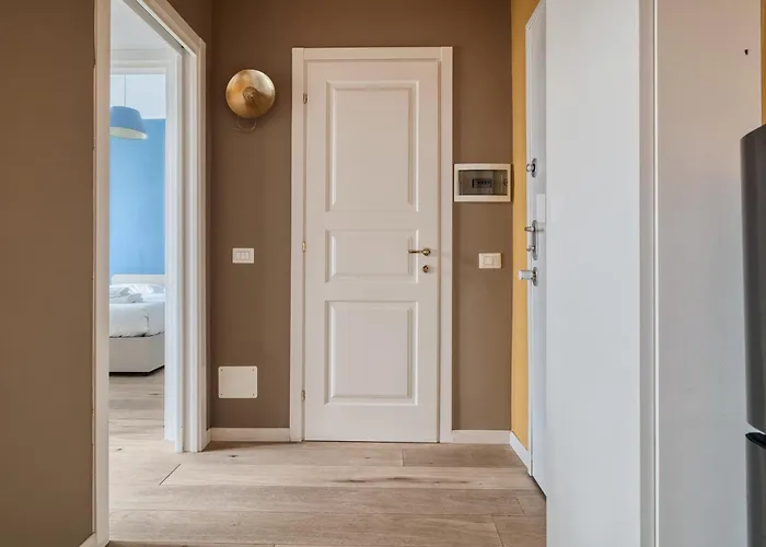 Just Urban - Elegant 1-br Flat In Solari Area - 2 Min Metro M4 * 밀라노