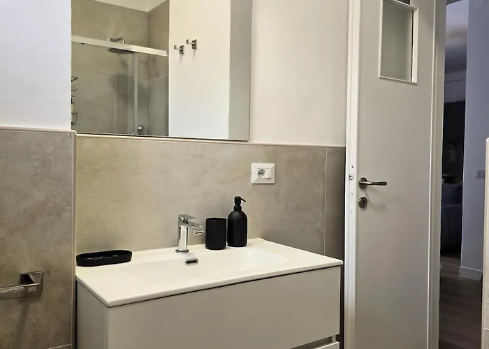 Yr - Ca' Granda شقة ميلان