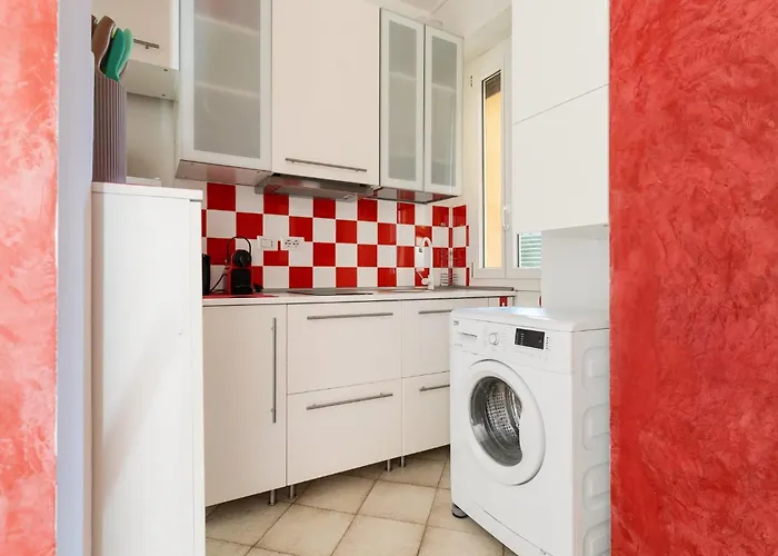 דירה Guesthost - Certosa Cozy Flat With Balcony *