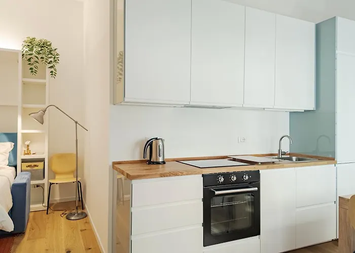 Commenda 33 * Milán