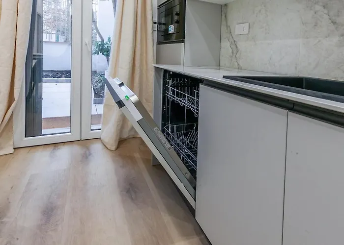 Luxury 2-bedroom Station 公寓 米兰
