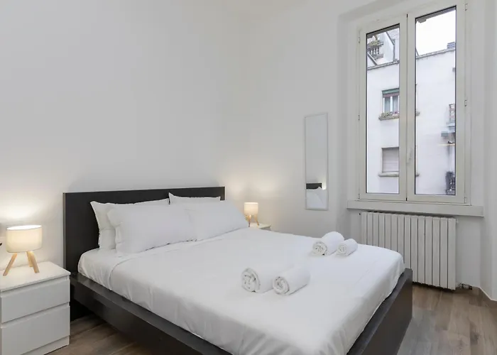 M1 M2 A Short Walk From The Subway Daire