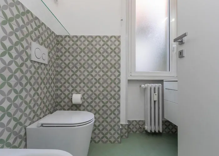 Navigli,m2 A Stone's Throw From The Subway *