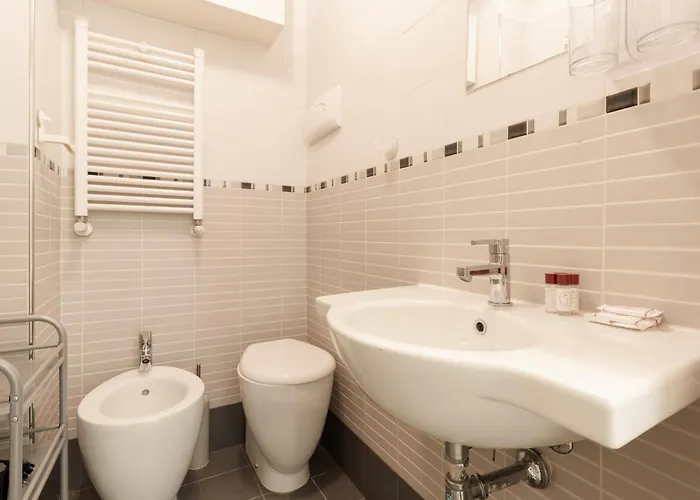 Apartment Charming Near M1 Loreto And Iconic Tram 1 To Center *