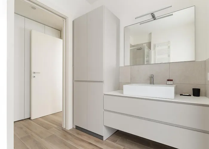 Appartement Guesthost - Modern In Moscova Milan