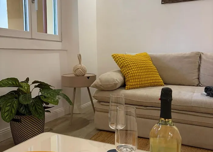 Premium Duomo Metro1, Comolake Trains11 * Milano