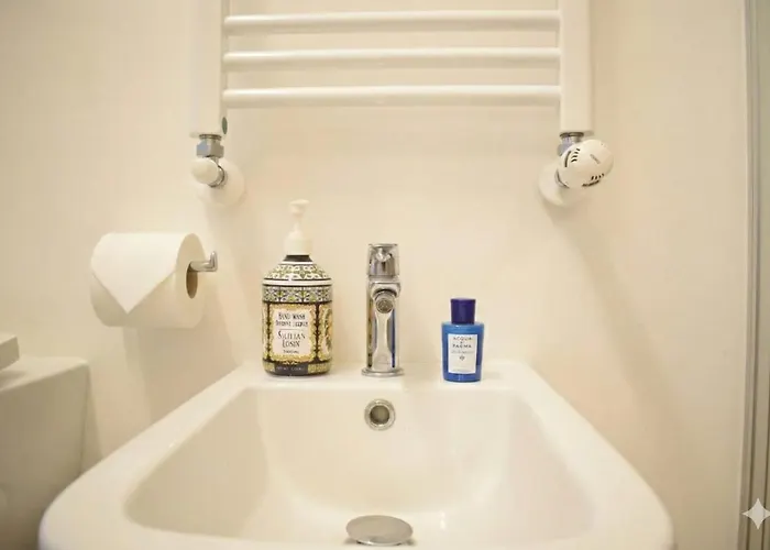 Bilocale Comfort & Cozy A 1 Min Dalla Metro X Duomo * Milán