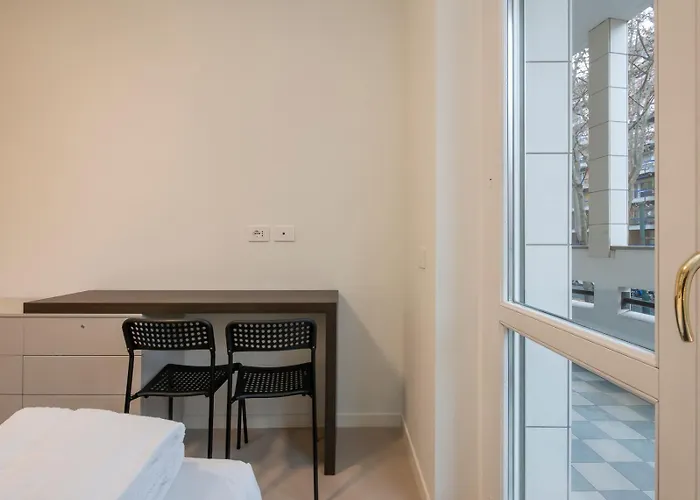 I-host - Modern 1br With Balcony Near Sempione Apartment