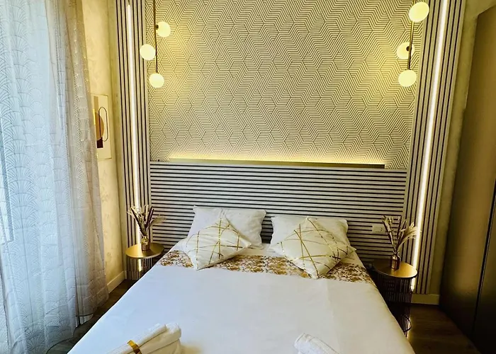 Apartament District Flat