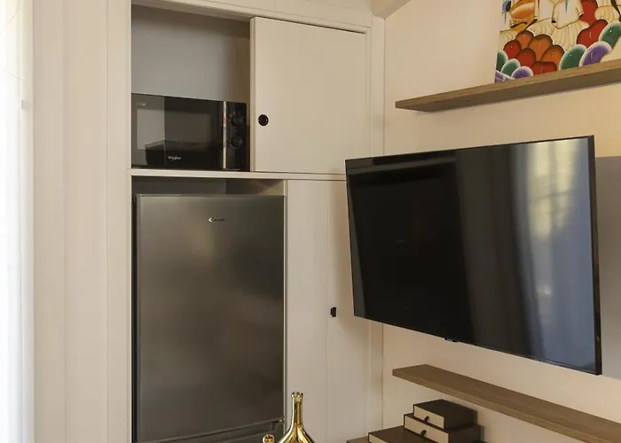 Apartamento Artstay - San Raffaele, Near Metro M1, Ac *