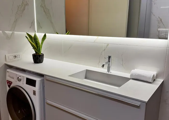 Daire Luro - Suzzani 98