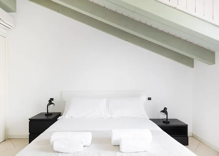 Easylife - - C Italia 68bp5 - P Ticinese ميلان