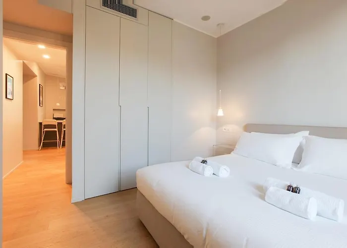 Hacca Collection-luxe 1br With Terrace In Pta Venezia