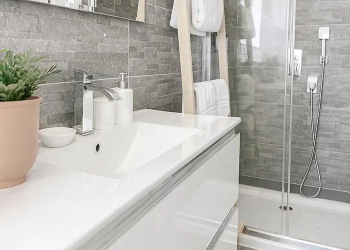 The Boutique Houses - Navigli - Tram 2 Direct To Duomo - Milan City Center Milan