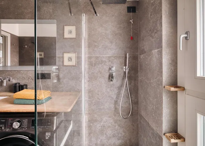 아파트 Hostmate - - Burlamacchi Grand