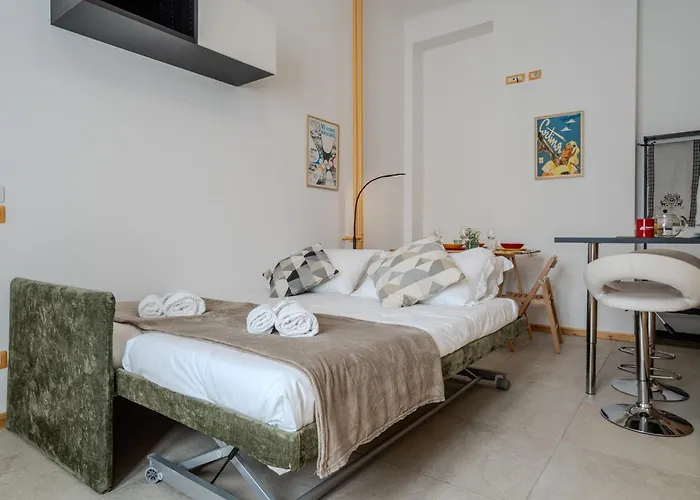 아파트 Guesthost - Relaxing Wooden 밀라노