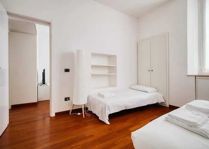 Elegant - Lorenteggio Appartement Milaan