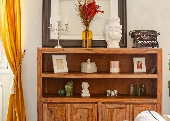 Industrial-chic In The Heart Of Isola Milão