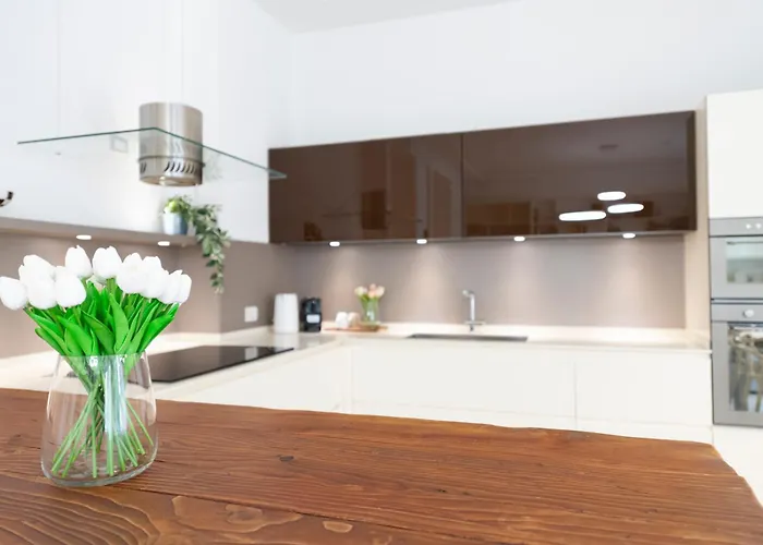 Easylife - - Poerio 31 - Porta Venezia *