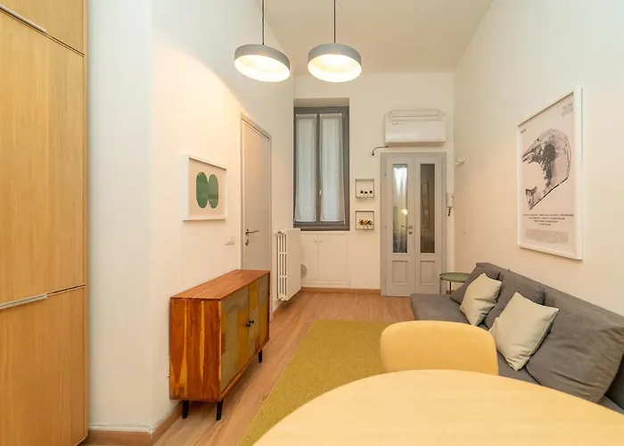 The Artist's Nest - On The Navigli Daire *