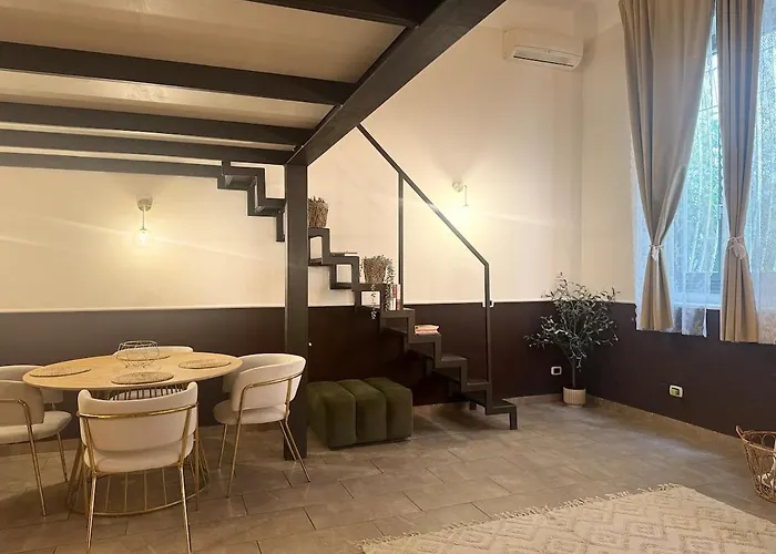 アパート Acasadiimma Loft Elegante A 2 Min Da Metropolitana Porta Romana Con Wifi, Corte Interna