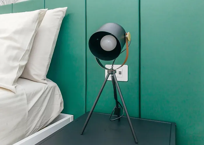 Urban Jungle M3 Duomo 12 Min Apartment