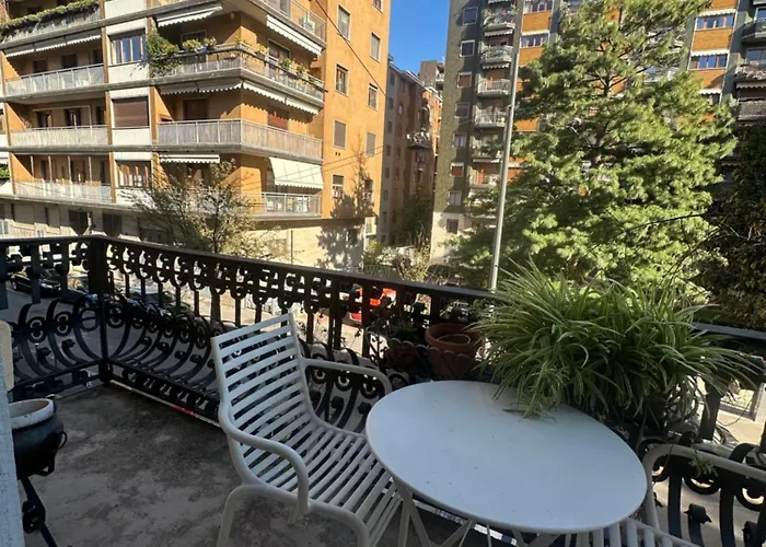Esperienza Di Lusso A Piazza Risorgimento Apartman Milánó