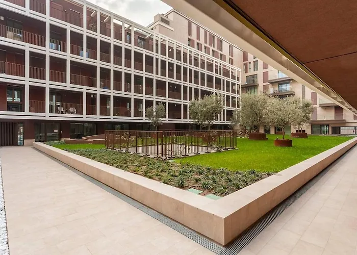 Luxury With Gym Near Citylife Metro Portello *