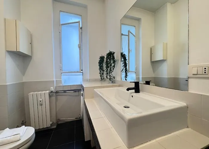 Appartement Wood Essence - Authentic Large -city Center *