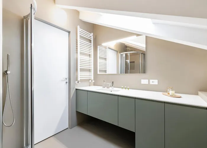 Easylife - - Botta 16 - Porta Romana *