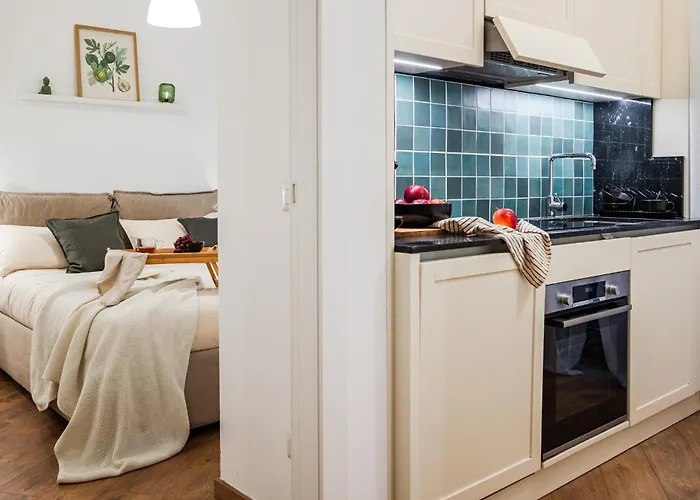 The Botanical Court - Porta Venezia Apartment Milan