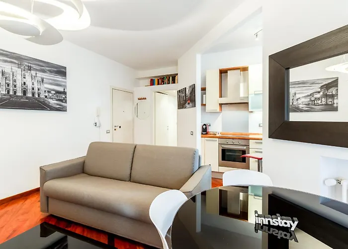 Apartment Porta Romana Living - Near Metro Station By Innstay *