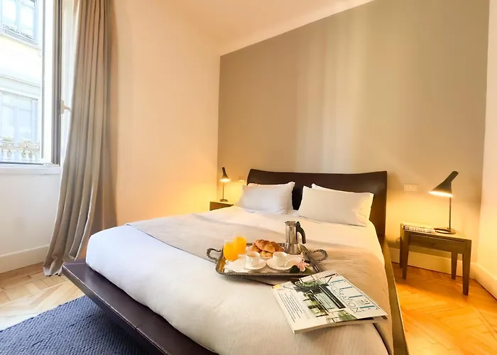 Brera Elegant Steps From Duomo, Montenapoleone, Design & Fashion Week