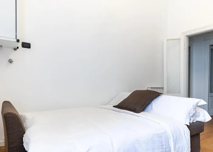 Duomo 7 Min - Design With Parking Apartman *