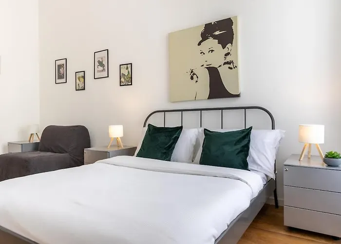 Duomo 7 Min - Design With Parking *