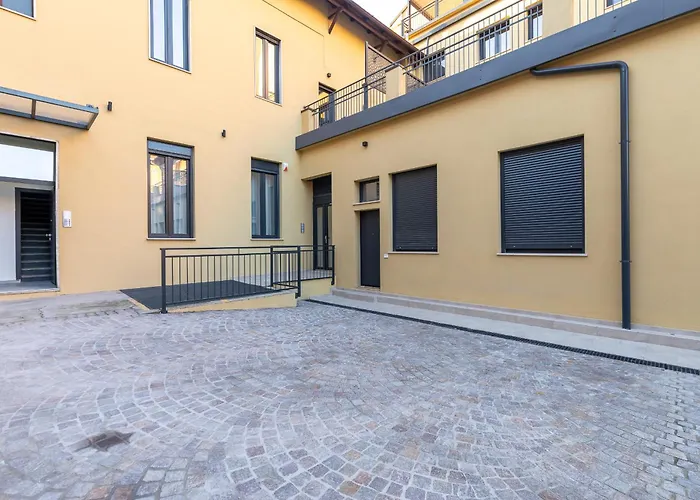 Bovisa Station - Business *