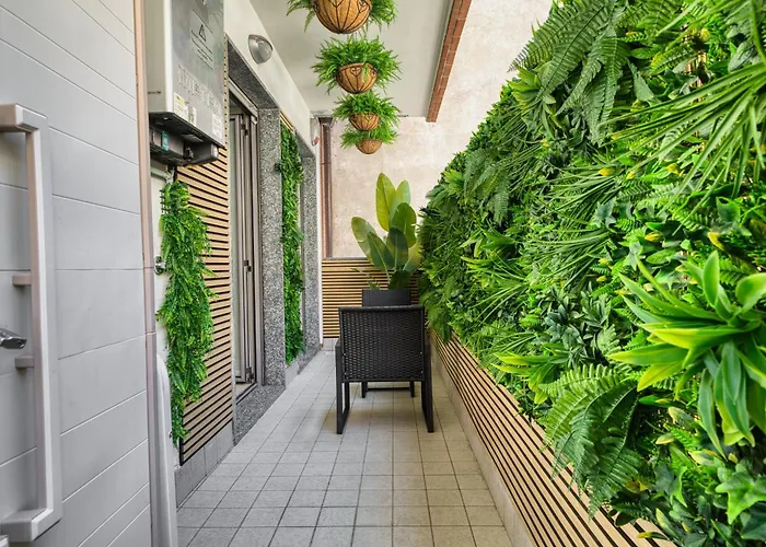 Apartmán Just Urban - Strategic 1-br With Balcony - Duomo And Life *