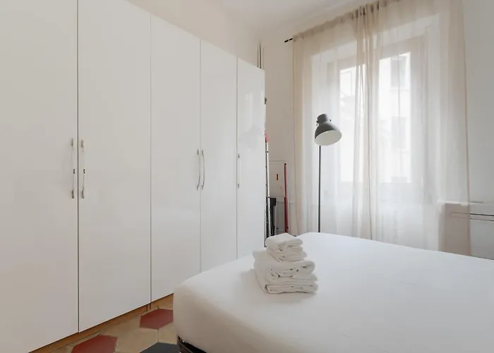 アパート Guesthost - Porta Romana Lovely