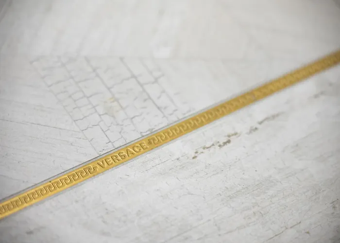 Apartment Luca Duomo Versace Milan