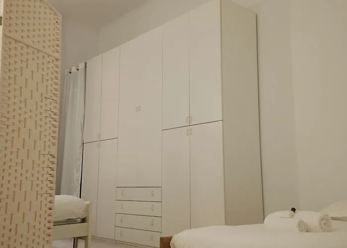 Bwr - Bilocale Centro Milano, Arpesani 3