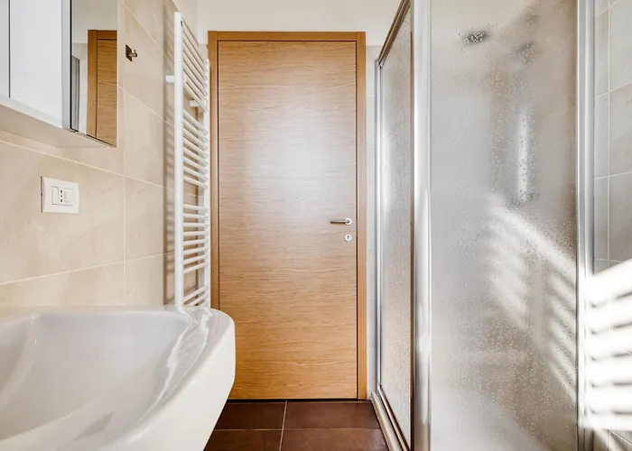 Giaxtower Palestra & Piscina Pure Living 5' Piano *