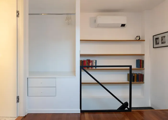 Moderno Bilocale Su Due Piani Nel Cuore Dei Navigli Appartamento *