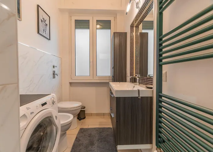 Via Ovada 5 Milánó