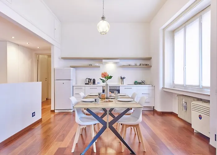 Porta Nuova Luxury 8 Minutes From The Duomo, With Ac And Wifi Apartmán Milán