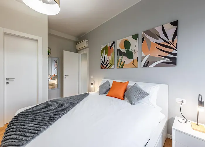 Apartamento Navigli Bilocale Moderno Con Balcone Sul Giardino