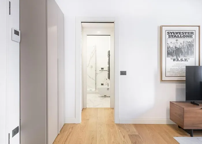 Apartment Easylife - - Modrone 6 - Duomo Milan