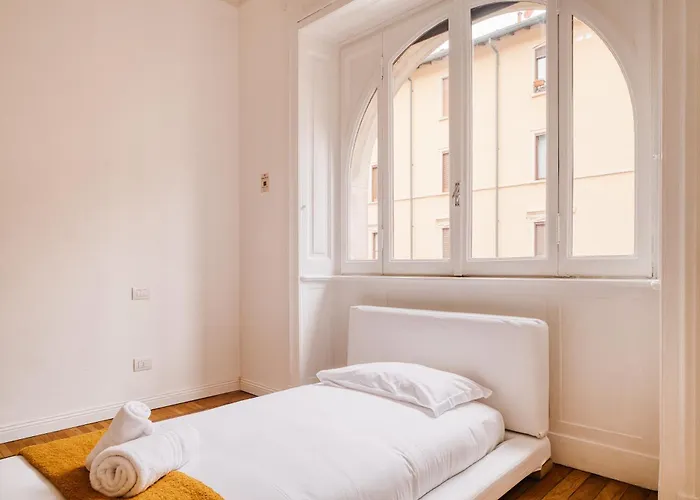 Isola Luxury Living; Big Terrace Apartmán Milán